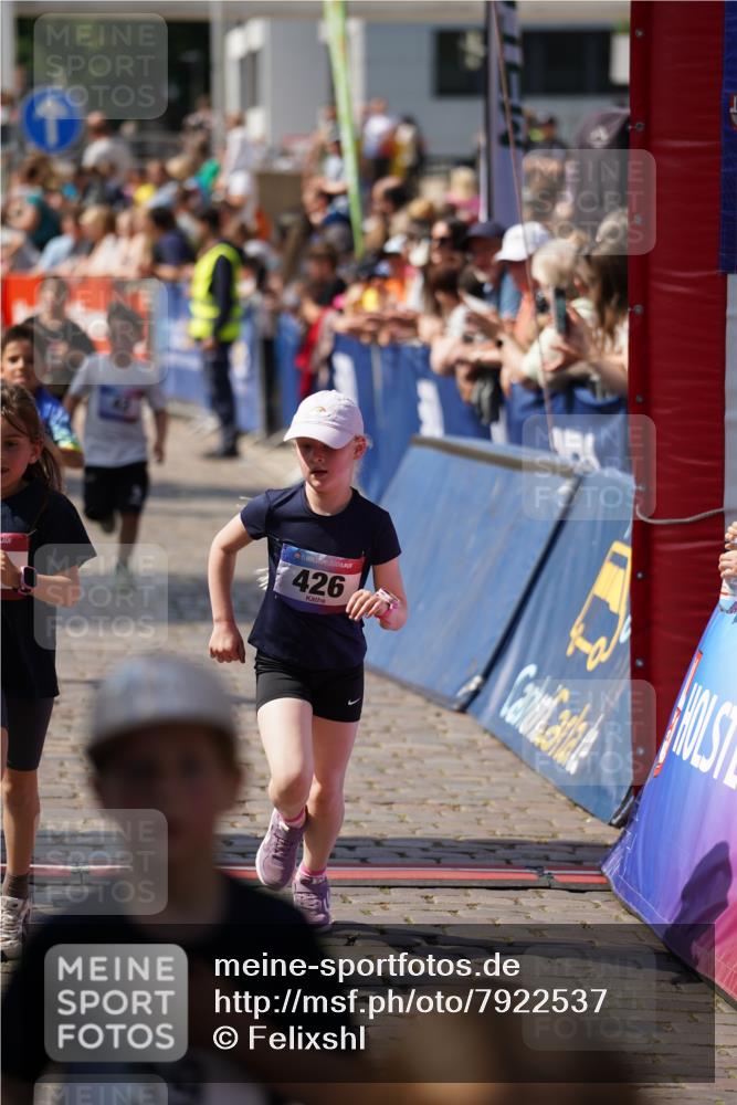 13.06.2025 - Holstenköstenlauf Felixshl http://msf.ph/oto/7922537 13.06.2025 15:38:02 Laufen 39, 42, 272, 421, 426, 428, 429, 572, 675, 834, 1198, 1855 meine-sportfotos.de