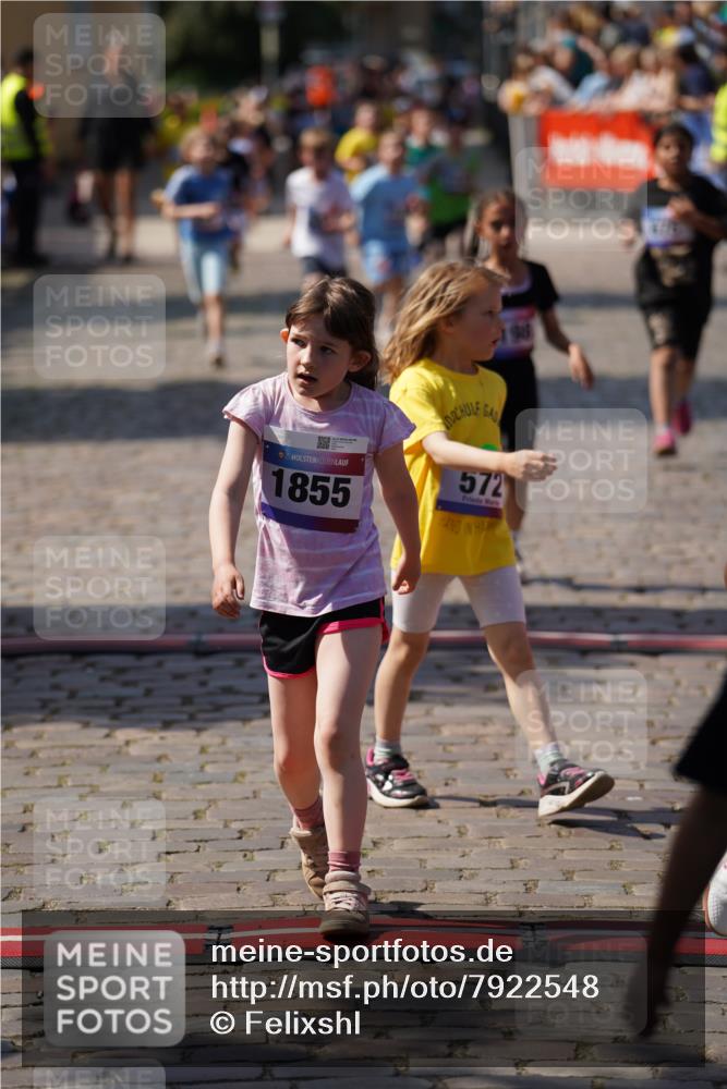 13.06.2025 - Holstenköstenlauf Felixshl http://msf.ph/oto/7922548 13.06.2025 15:38:05 Laufen 36, 42, 272, 421, 426, 428, 429, 572, 675, 834, 1198, 1440, 1855, 1894 meine-sportfotos.de
