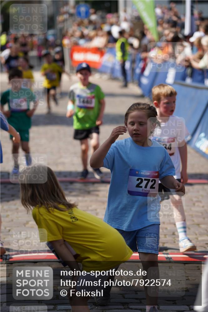 13.06.2025 - Holstenköstenlauf Felixshl http://msf.ph/oto/7922574 13.06.2025 15:38:12 Laufen 36, 272, 417, 419, 421, 564, 834, 1380, 1440, 1825, 1894 meine-sportfotos.de
