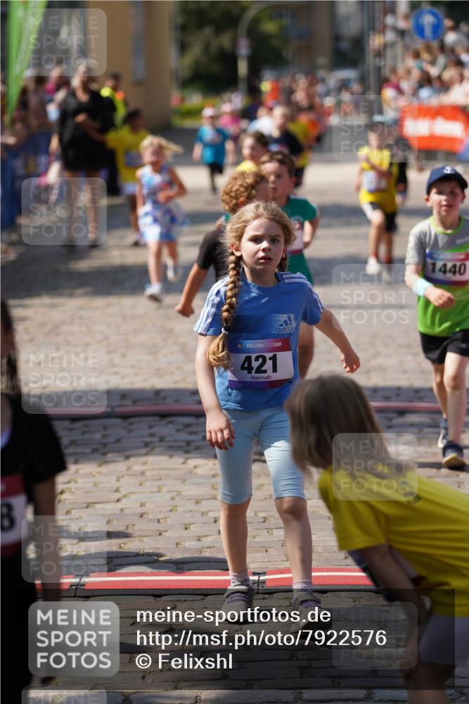 13.06.2025 - Holstenköstenlauf Felixshl http://msf.ph/oto/7922576 13.06.2025 15:38:13 Laufen 36, 272, 417, 419, 421, 560, 564, 834, 1380, 1440, 1825, 1894 meine-sportfotos.de