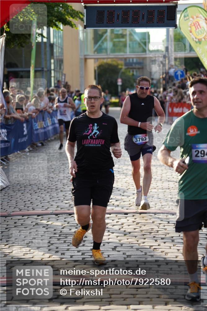 13.06.2025 - Holstenköstenlauf Felixshl http://msf.ph/oto/7922580 13.06.2025 19:49:31 Laufen 2839, 2944, 3229, 3792 meine-sportfotos.de