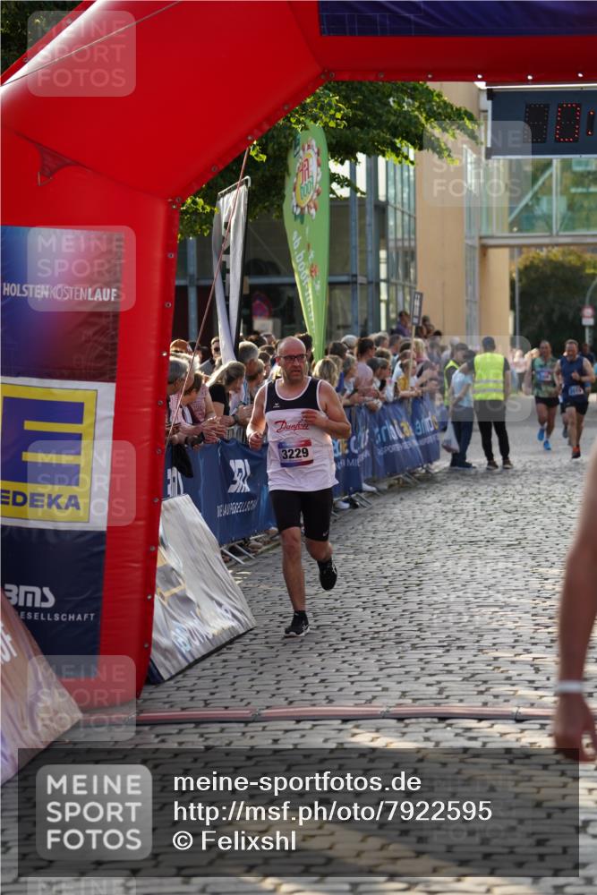13.06.2025 - Holstenköstenlauf Felixshl http://msf.ph/oto/7922595 13.06.2025 19:49:35 Laufen 2019, 2839, 3229, 3792, 3824 meine-sportfotos.de