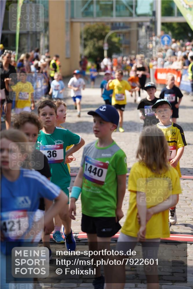 13.06.2025 - Holstenköstenlauf Felixshl http://msf.ph/oto/7922601 13.06.2025 15:38:18 Laufen 32, 178, 283, 417, 419, 560, 564, 670, 819, 1380, 1825 meine-sportfotos.de