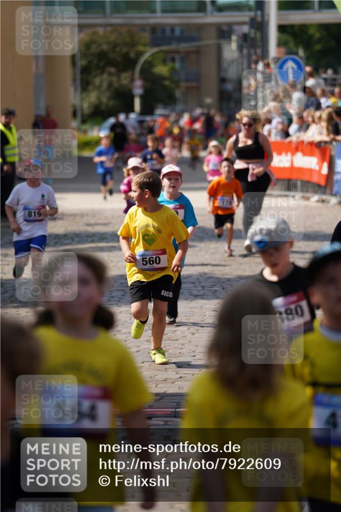 13.06.2025 - Holstenköstenlauf Felixshl http://msf.ph/oto/7922609 13.06.2025 15:38:20 Laufen 32, 178, 283, 419, 560, 670, 819, 1380, 1825 meine-sportfotos.de