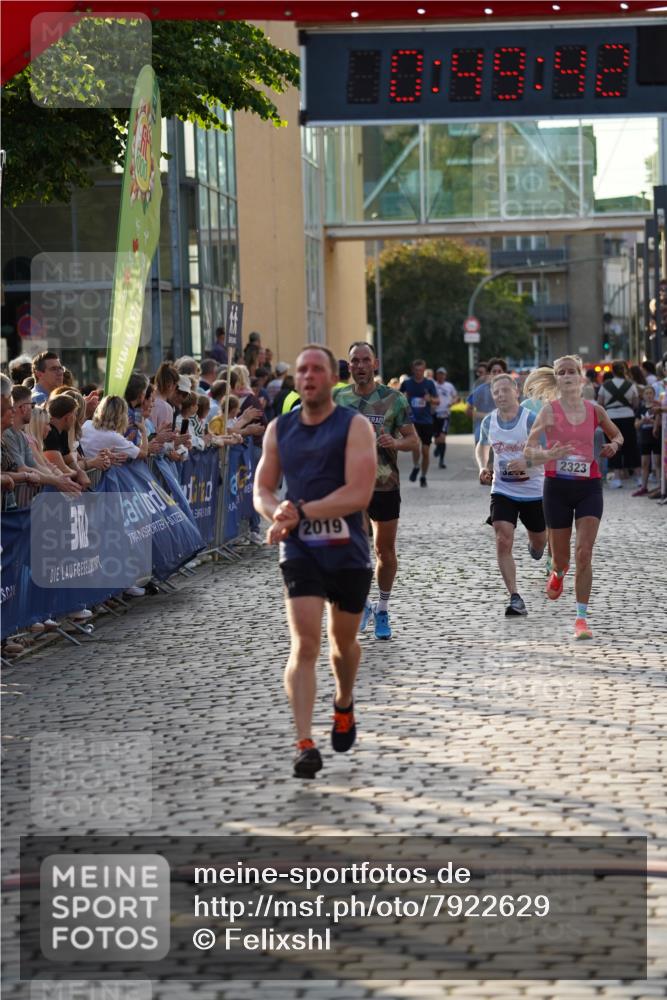 13.06.2025 - Holstenköstenlauf Felixshl http://msf.ph/oto/7922629 13.06.2025 19:49:41 Laufen 2019, 2197, 2309, 2323, 2799, 3029, 3212, 3824 meine-sportfotos.de