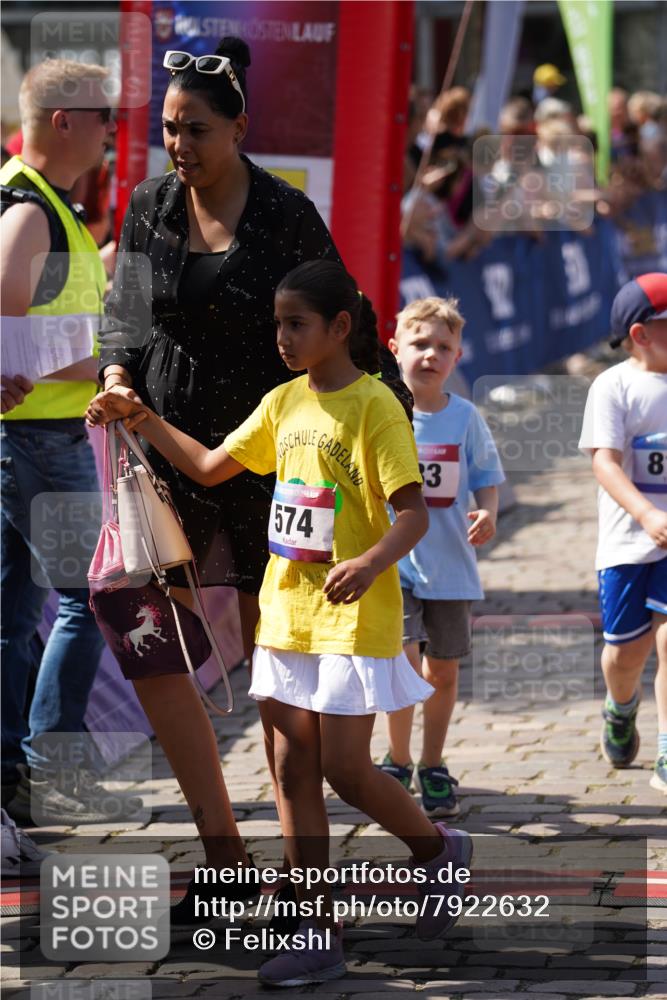 13.06.2025 - Holstenköstenlauf Felixshl http://msf.ph/oto/7922632 13.06.2025 15:38:25 Laufen 32, 178, 283, 560, 670, 819, 1159, 1872 meine-sportfotos.de