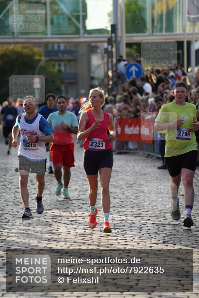 13.06.2025 - Holstenköstenlauf Felixshl http://msf.ph/oto/7922635 13.06.2025 19:49:43 Laufen 2019, 2197, 2309, 2323, 2569, 2799, 3029, 3212, 3824 meine-sportfotos.de