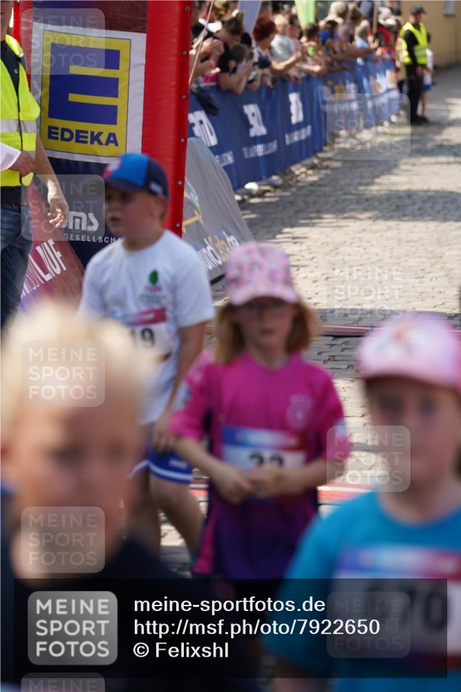 13.06.2025 - Holstenköstenlauf Felixshl http://msf.ph/oto/7922650 13.06.2025 15:38:29 Laufen 1159, 1192, 1872 meine-sportfotos.de