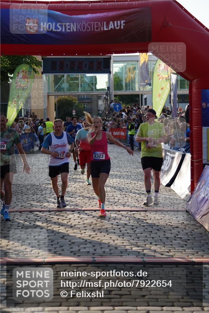 13.06.2025 - Holstenköstenlauf Felixshl http://msf.ph/oto/7922654 13.06.2025 19:49:45 Laufen 2019, 2165, 2197, 2309, 2323, 2569, 2799, 3029, 3212 meine-sportfotos.de