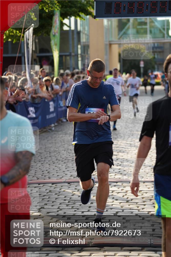13.06.2025 - Holstenköstenlauf Felixshl http://msf.ph/oto/7922673 13.06.2025 19:49:53 Laufen 2165, 2347, 2415, 2569, 2713, 3049, 3050 meine-sportfotos.de