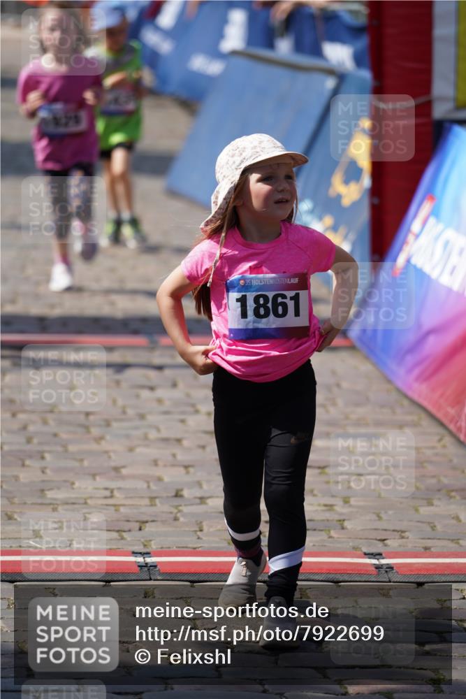 13.06.2025 - Holstenköstenlauf Felixshl http://msf.ph/oto/7922699 13.06.2025 15:38:38 Laufen 16, 33, 81, 98, 278, 1192, 1193, 1195, 1435, 1443, 1870, 1929 meine-sportfotos.de