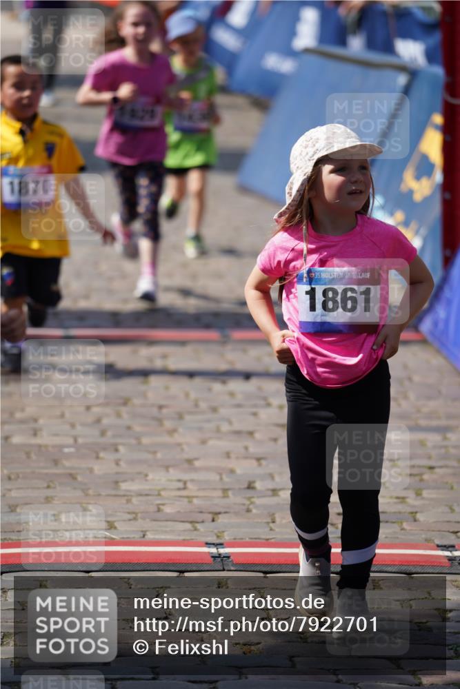 13.06.2025 - Holstenköstenlauf Felixshl http://msf.ph/oto/7922701 13.06.2025 15:38:38 Laufen 16, 33, 81, 98, 278, 1192, 1193, 1195, 1435, 1443, 1870, 1929 meine-sportfotos.de