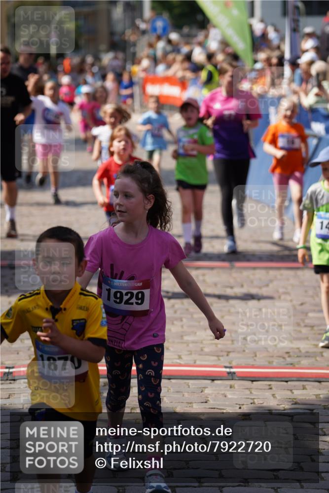 13.06.2025 - Holstenköstenlauf Felixshl http://msf.ph/oto/7922720 13.06.2025 15:38:42 Laufen 16, 33, 81, 87, 98, 278, 565, 569, 1193, 1195, 1201, 1435, 1443, 1870, 1897, 1929 meine-sportfotos.de