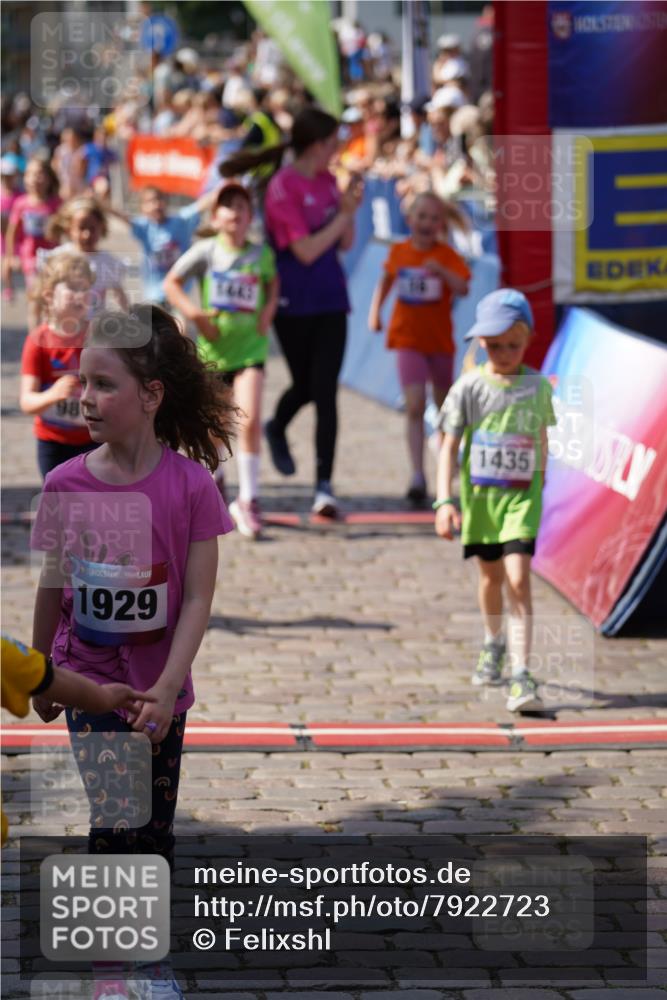 13.06.2025 - Holstenköstenlauf Felixshl http://msf.ph/oto/7922723 13.06.2025 15:38:43 Laufen 16, 33, 81, 87, 98, 101, 278, 565, 569, 678, 1193, 1195, 1201, 1435, 1443, 1846, 1897, 1929 meine-sportfotos.de