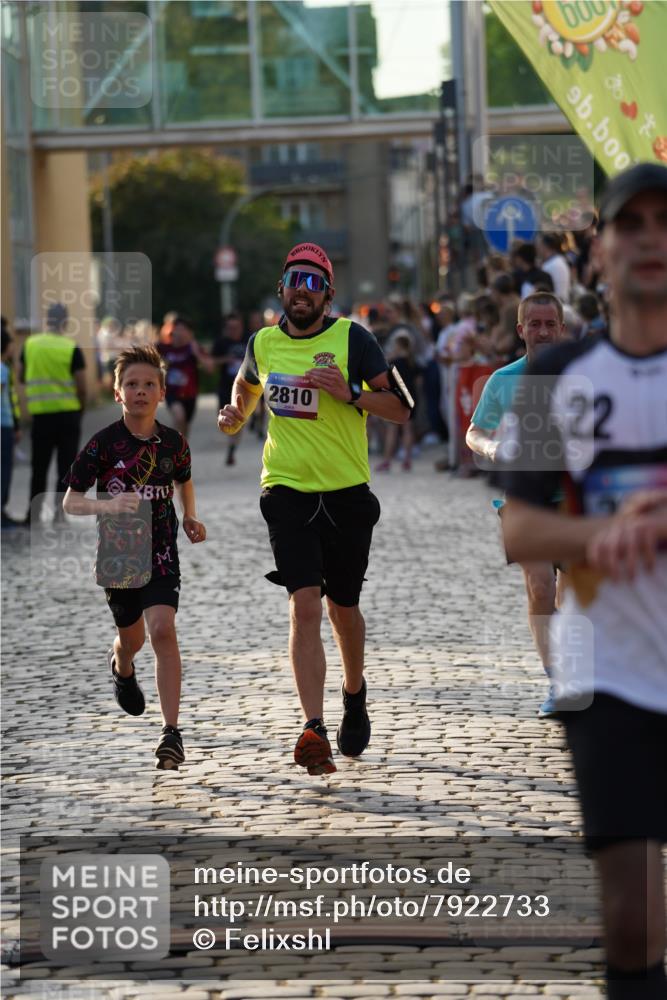 13.06.2025 - Holstenköstenlauf Felixshl http://msf.ph/oto/7922733 13.06.2025 19:50:06 Laufen 2015, 2215, 2545, 2810, 2845 meine-sportfotos.de