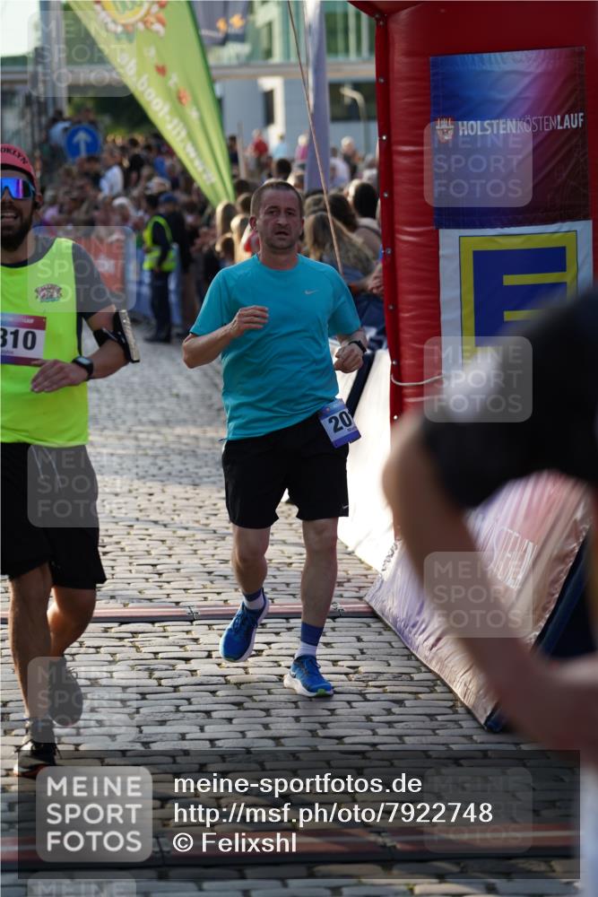 13.06.2025 - Holstenköstenlauf Felixshl http://msf.ph/oto/7922748 13.06.2025 19:50:09 Laufen 2015, 2024, 2215, 2545, 2810, 2845 meine-sportfotos.de