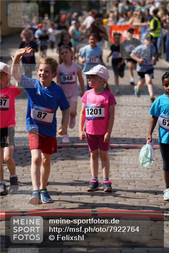13.06.2025 - Holstenköstenlauf Felixshl http://msf.ph/oto/7922764 13.06.2025 15:38:53 Laufen 87, 101, 271, 274, 425, 431, 565, 569, 673, 677, 678, 832, 948, 950, 1201, 1289, 1846, 1897 meine-sportfotos.de