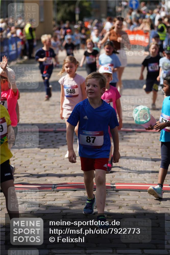 13.06.2025 - Holstenköstenlauf Felixshl http://msf.ph/oto/7922773 13.06.2025 15:38:55 Laufen 101, 271, 274, 280, 425, 431, 673, 677, 678, 832, 948, 950, 1289, 1846 meine-sportfotos.de