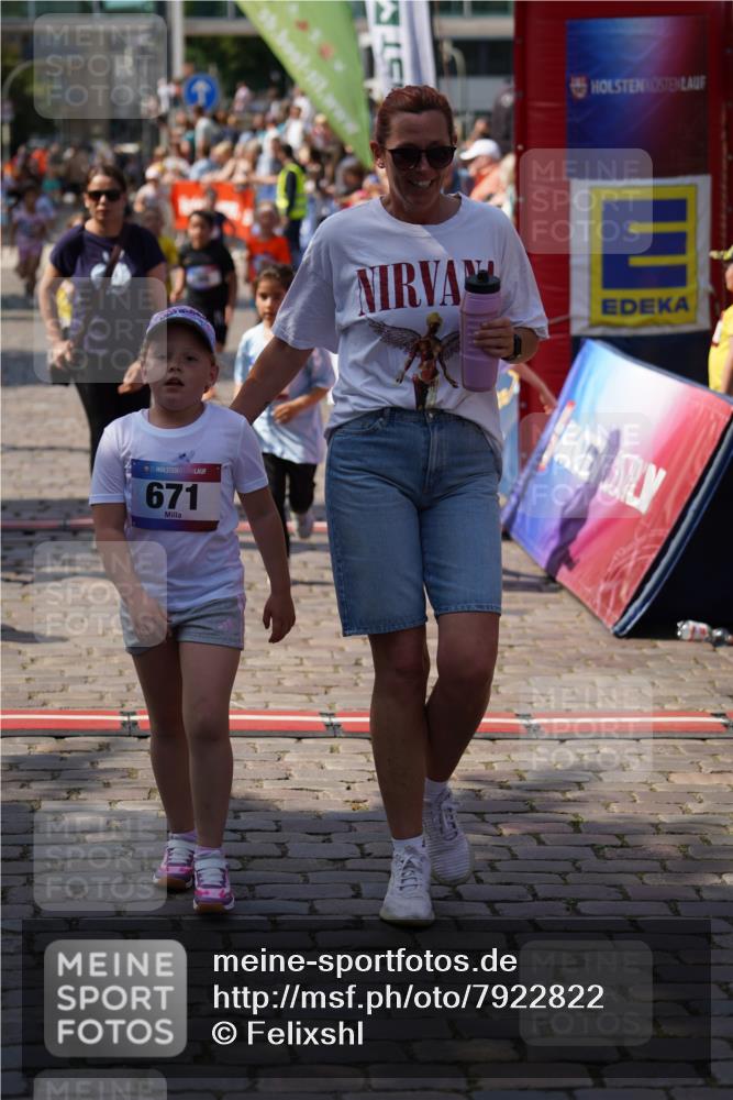 13.06.2025 - Holstenköstenlauf Felixshl http://msf.ph/oto/7922822 13.06.2025 15:39:08 Laufen 13, 47, 86, 185, 186, 561, 571, 671, 822, 823, 1291, 1852, 1877 meine-sportfotos.de