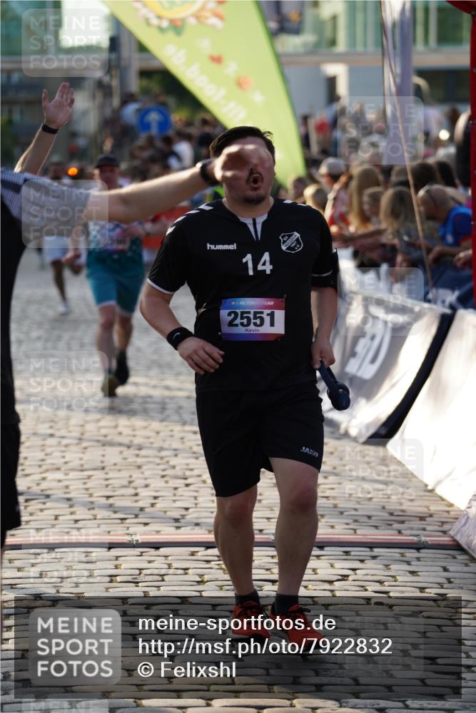 13.06.2025 - Holstenköstenlauf Felixshl http://msf.ph/oto/7922832 13.06.2025 19:50:28 Laufen 2390, 2551, 2631, 2863, 3117, 3652, 3666 meine-sportfotos.de