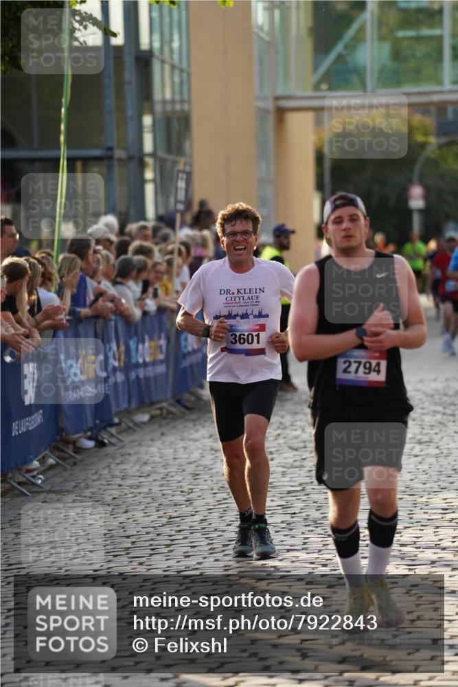 13.06.2025 - Holstenköstenlauf Felixshl http://msf.ph/oto/7922843 13.06.2025 19:50:37 Laufen 2769, 2794, 2824, 2863, 3264, 3587, 3601, 3666 meine-sportfotos.de