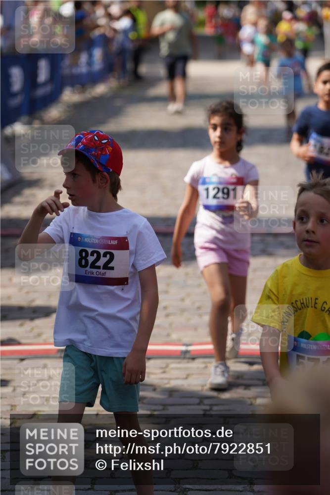 13.06.2025 - Holstenköstenlauf Felixshl http://msf.ph/oto/7922851 13.06.2025 15:39:17 Laufen 47, 277, 571, 828, 1291, 1436, 1445, 1853 meine-sportfotos.de
