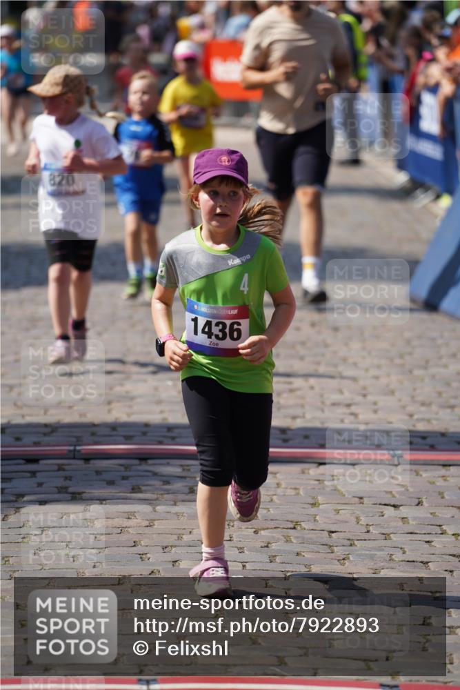 13.06.2025 - Holstenköstenlauf Felixshl http://msf.ph/oto/7922893 13.06.2025 15:39:26 Laufen 70, 90, 568, 668, 669, 820, 1200, 1436, 1445 meine-sportfotos.de