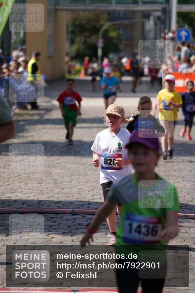 13.06.2025 - Holstenköstenlauf Felixshl http://msf.ph/oto/7922901 13.06.2025 15:39:29 Laufen 70, 90, 568, 668, 669, 820, 1200, 1436 meine-sportfotos.de