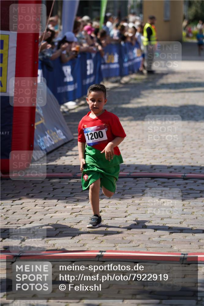 13.06.2025 - Holstenköstenlauf Felixshl http://msf.ph/oto/7922919 13.06.2025 15:39:33 Laufen 70, 90, 568, 668, 669, 1200 meine-sportfotos.de