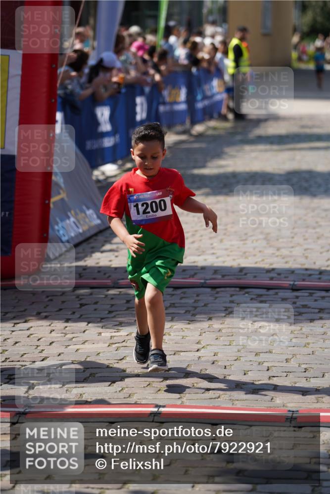 13.06.2025 - Holstenköstenlauf Felixshl http://msf.ph/oto/7922921 13.06.2025 15:39:33 Laufen 70, 90, 568, 668, 669, 1200 meine-sportfotos.de