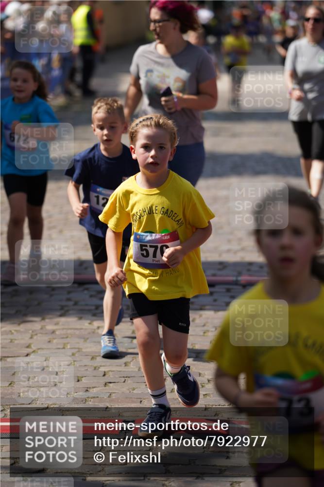13.06.2025 - Holstenköstenlauf Felixshl http://msf.ph/oto/7922977 13.06.2025 15:39:51 Laufen 570, 573, 672, 680, 1294, 1945 meine-sportfotos.de