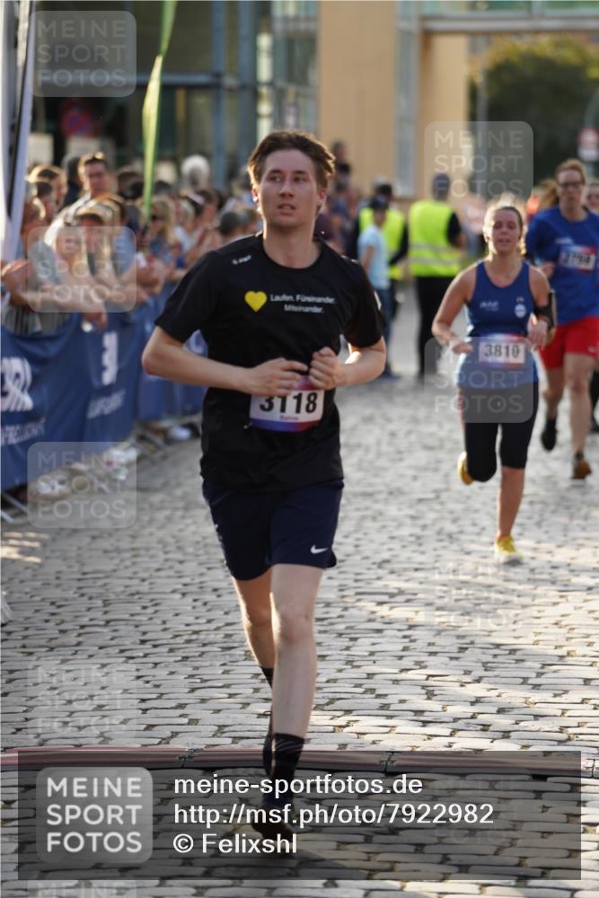 13.06.2025 - Holstenköstenlauf Felixshl http://msf.ph/oto/7922982 13.06.2025 19:51:16 Laufen 2434, 2759, 3118, 3130, 3805, 3810 meine-sportfotos.de