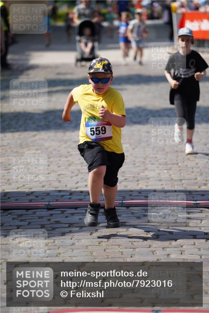 13.06.2025 - Holstenköstenlauf Felixshl http://msf.ph/oto/7923016 13.06.2025 15:40:01 Laufen 559, 1189, 1194 meine-sportfotos.de