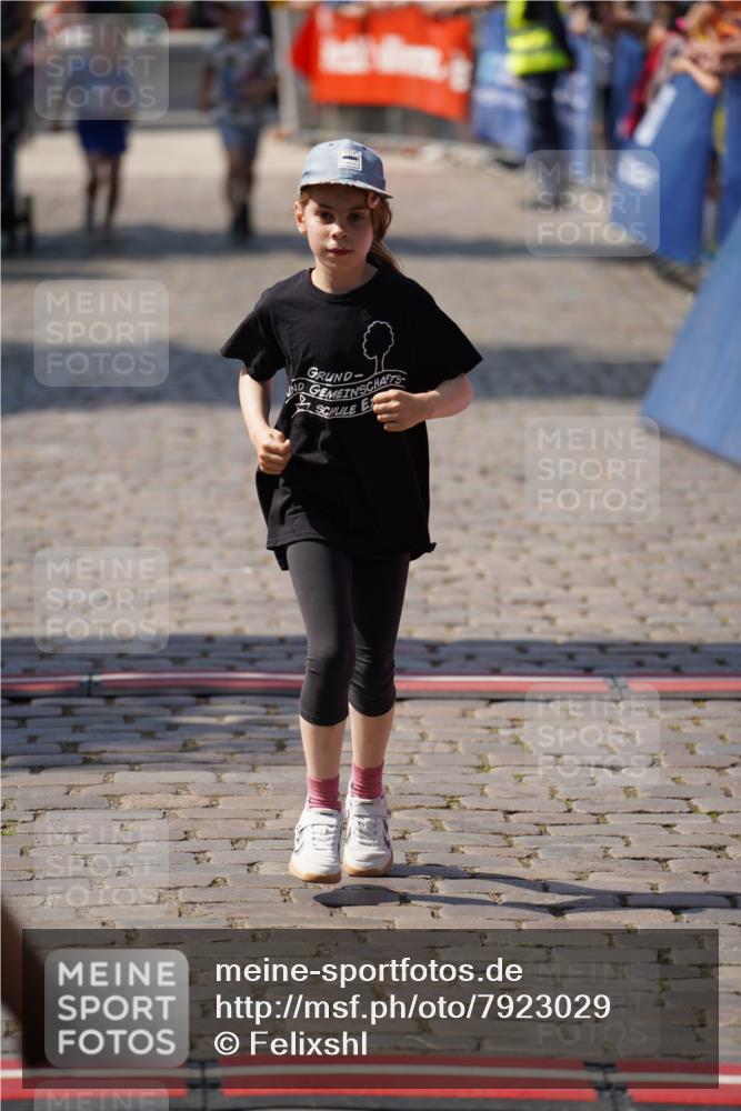 13.06.2025 - Holstenköstenlauf Felixshl http://msf.ph/oto/7923029 13.06.2025 15:40:03 Laufen 559, 1189, 1194, 1822 meine-sportfotos.de