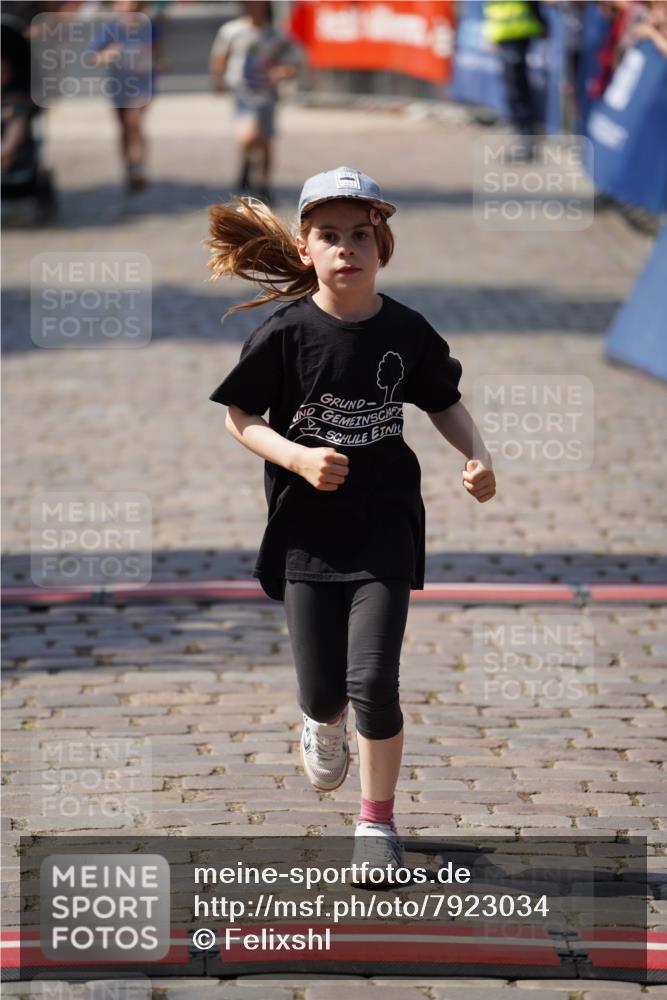 13.06.2025 - Holstenköstenlauf Felixshl http://msf.ph/oto/7923034 13.06.2025 15:40:04 Laufen 559, 1189, 1194, 1822 meine-sportfotos.de