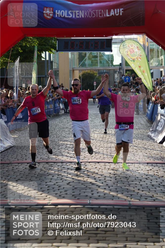 13.06.2025 - Holstenköstenlauf Felixshl http://msf.ph/oto/7923043 13.06.2025 19:51:31 Laufen 2571, 2624, 2634, 3247, 3631 meine-sportfotos.de