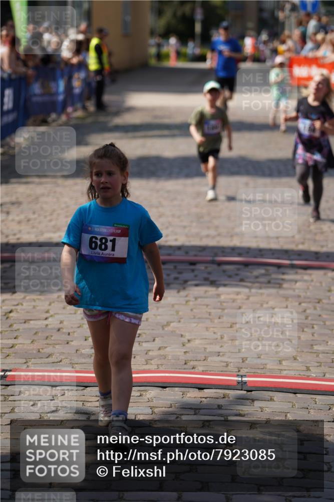 13.06.2025 - Holstenköstenlauf Felixshl http://msf.ph/oto/7923085 13.06.2025 15:40:18 Laufen 180, 181, 184, 681, 1893 meine-sportfotos.de