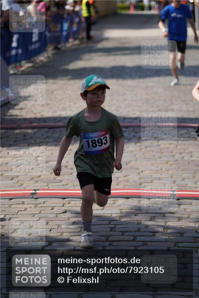 13.06.2025 - Holstenköstenlauf Felixshl http://msf.ph/oto/7923105 13.06.2025 15:40:22 Laufen 181, 184, 1893 meine-sportfotos.de