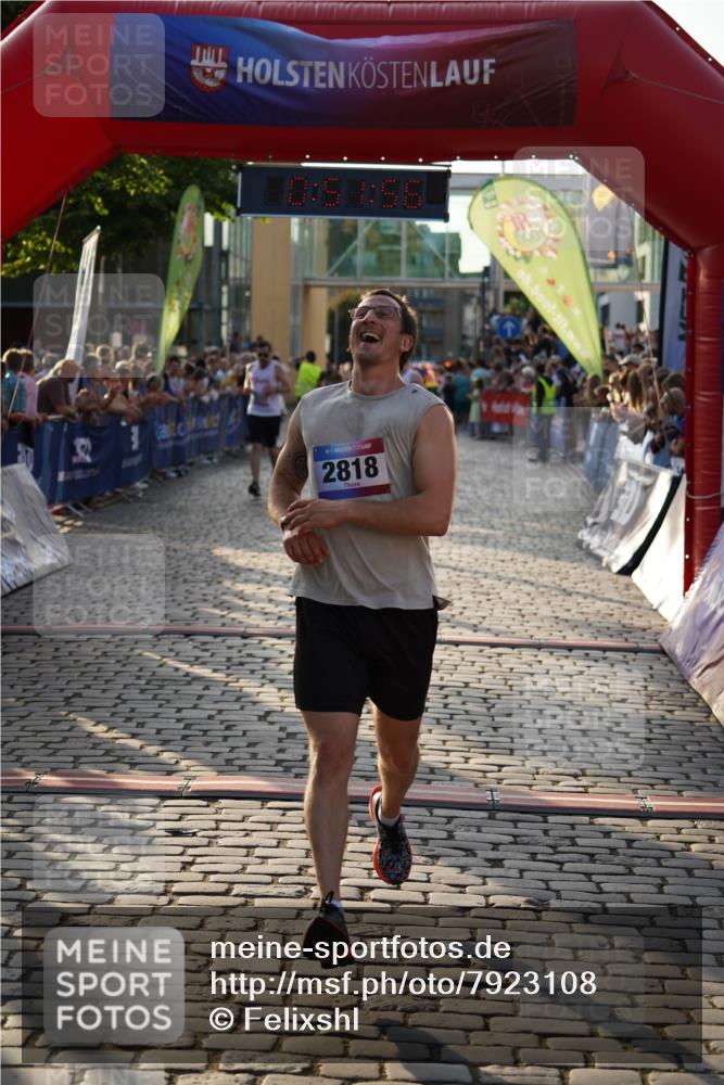 13.06.2025 - Holstenköstenlauf Felixshl http://msf.ph/oto/7923108 13.06.2025 19:51:55 Laufen 2818, 3220, 3620 meine-sportfotos.de