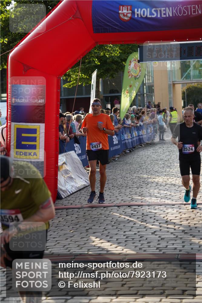 13.06.2025 - Holstenköstenlauf Felixshl http://msf.ph/oto/7923173 13.06.2025 19:52:09 Laufen 2437, 2524, 2997, 3594, 3913 meine-sportfotos.de