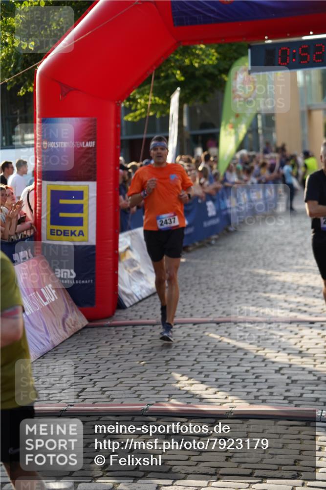 13.06.2025 - Holstenköstenlauf Felixshl http://msf.ph/oto/7923179 13.06.2025 19:52:10 Laufen 2437, 2524, 2997, 3594, 3913 meine-sportfotos.de