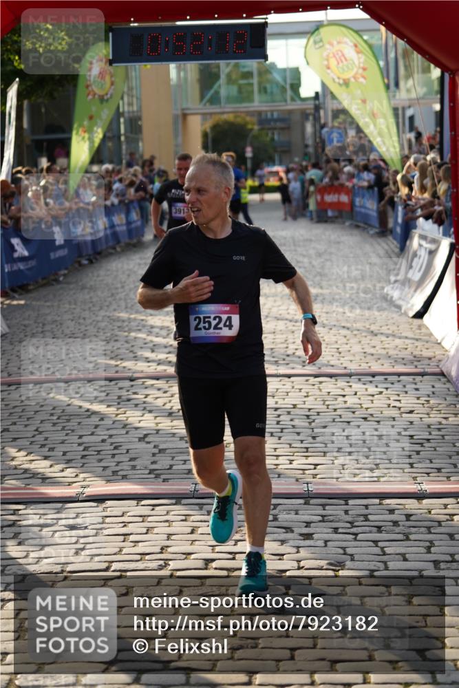 13.06.2025 - Holstenköstenlauf Felixshl http://msf.ph/oto/7923182 13.06.2025 19:52:12 Laufen 2437, 2524, 2997, 3913 meine-sportfotos.de