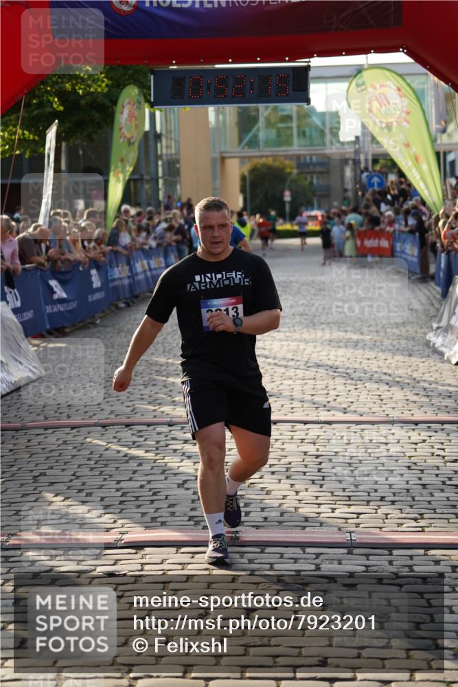 13.06.2025 - Holstenköstenlauf Felixshl http://msf.ph/oto/7923201 13.06.2025 19:52:14 Laufen 2997, 3913 meine-sportfotos.de
