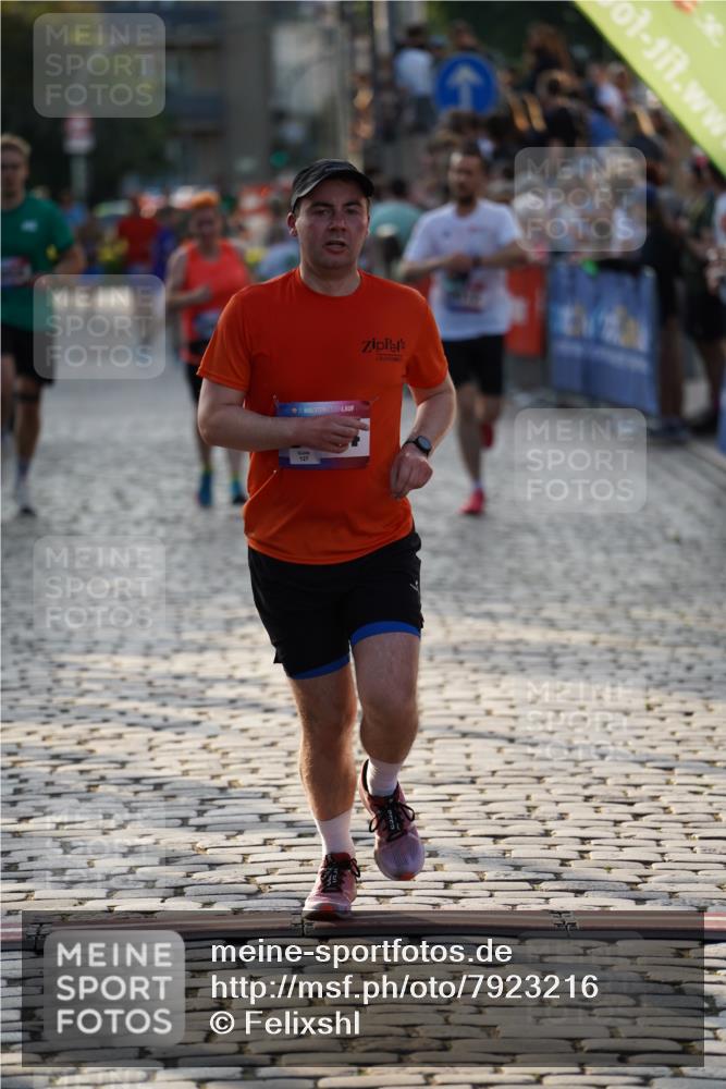 13.06.2025 - Holstenköstenlauf Felixshl http://msf.ph/oto/7923216 13.06.2025 19:52:28 Laufen 2012, 2063, 3059, 3654 meine-sportfotos.de
