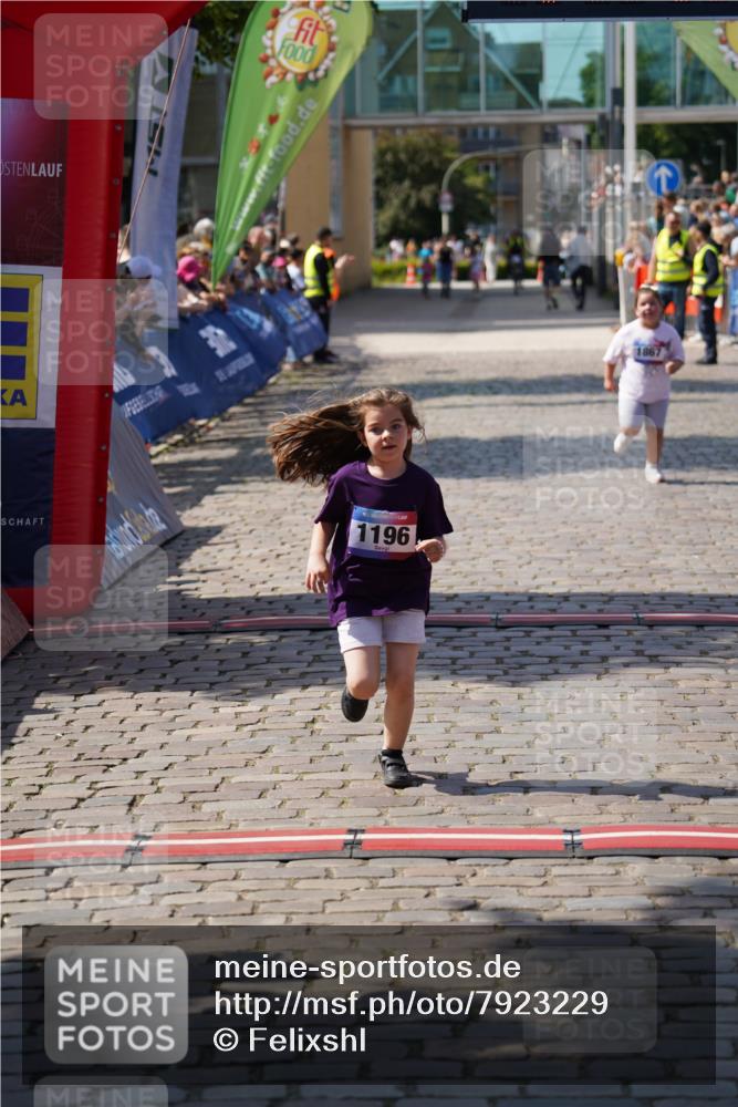 13.06.2025 - Holstenköstenlauf Felixshl http://msf.ph/oto/7923229 13.06.2025 15:41:29 Laufen 1196, 1867 meine-sportfotos.de