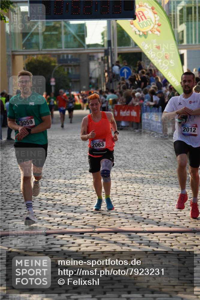 13.06.2025 - Holstenköstenlauf Felixshl http://msf.ph/oto/7923231 13.06.2025 19:52:32 Laufen 2012, 2063, 3059, 3654 meine-sportfotos.de