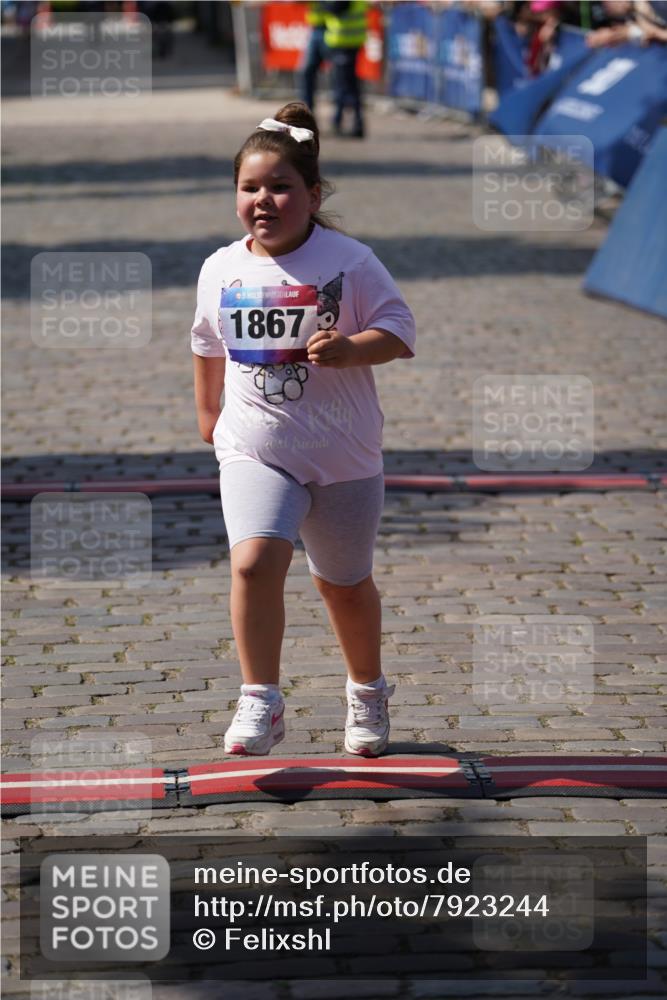 13.06.2025 - Holstenköstenlauf Felixshl http://msf.ph/oto/7923244 13.06.2025 15:41:33 Laufen 1867 meine-sportfotos.de