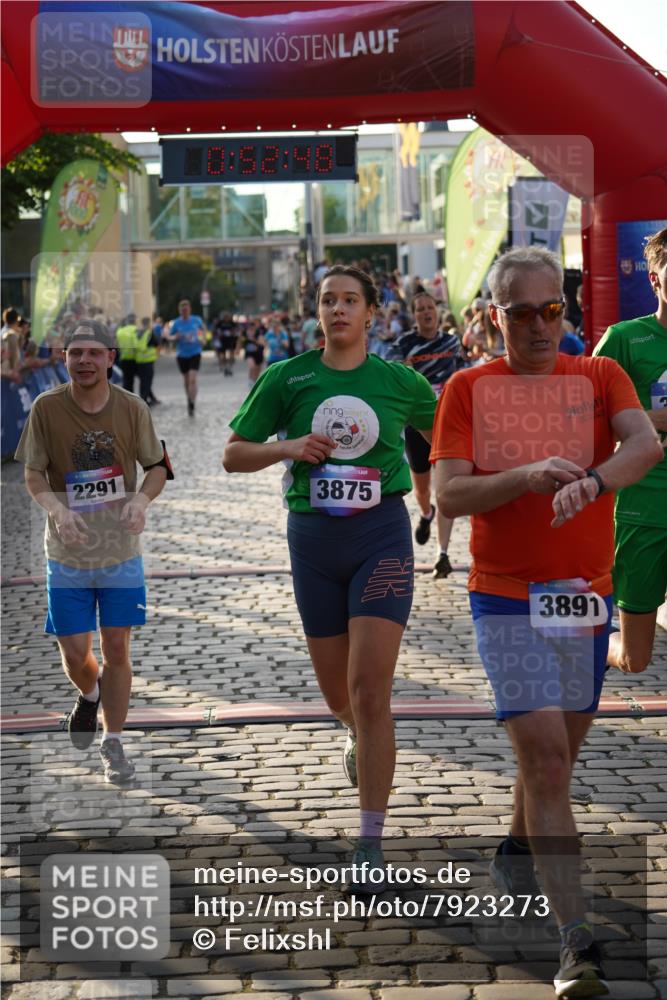 13.06.2025 - Holstenköstenlauf Felixshl http://msf.ph/oto/7923273 13.06.2025 19:52:47 Laufen 2103, 2291, 2512, 2665, 3789, 3849, 3875, 3891 meine-sportfotos.de