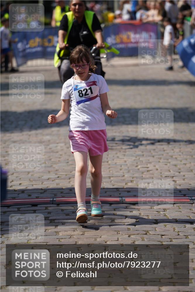 13.06.2025 - Holstenköstenlauf Felixshl http://msf.ph/oto/7923277 13.06.2025 15:42:14 Laufen 821 meine-sportfotos.de