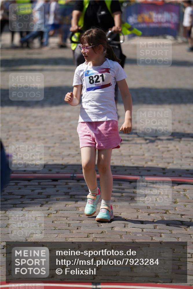 13.06.2025 - Holstenköstenlauf Felixshl http://msf.ph/oto/7923284 13.06.2025 15:42:14 Laufen 821 meine-sportfotos.de